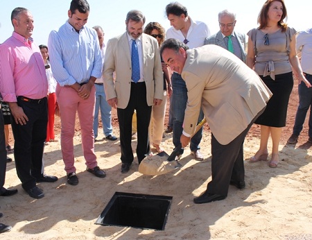 El presidente de la CHG, Manuel Romero, durante el acto de incios de los trabajos de renovación de la red de abastecimiento de El Condado