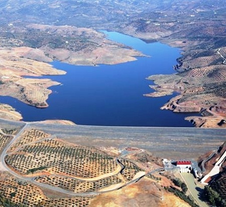 Vista aérea de la presa del Arenoso