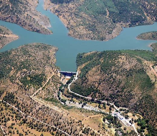 Vista aérea del embalse de El Dañador