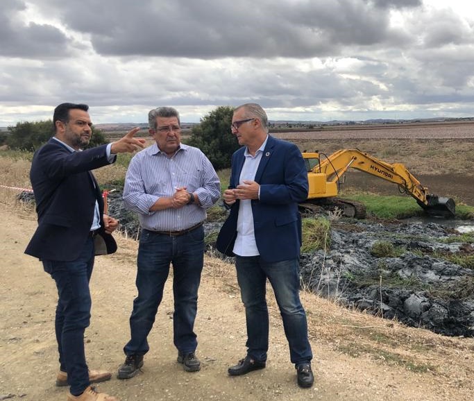 Visita a los trabajos de conservación de cauces de CHG en Las Cabezas de San Juan (Sevilla)