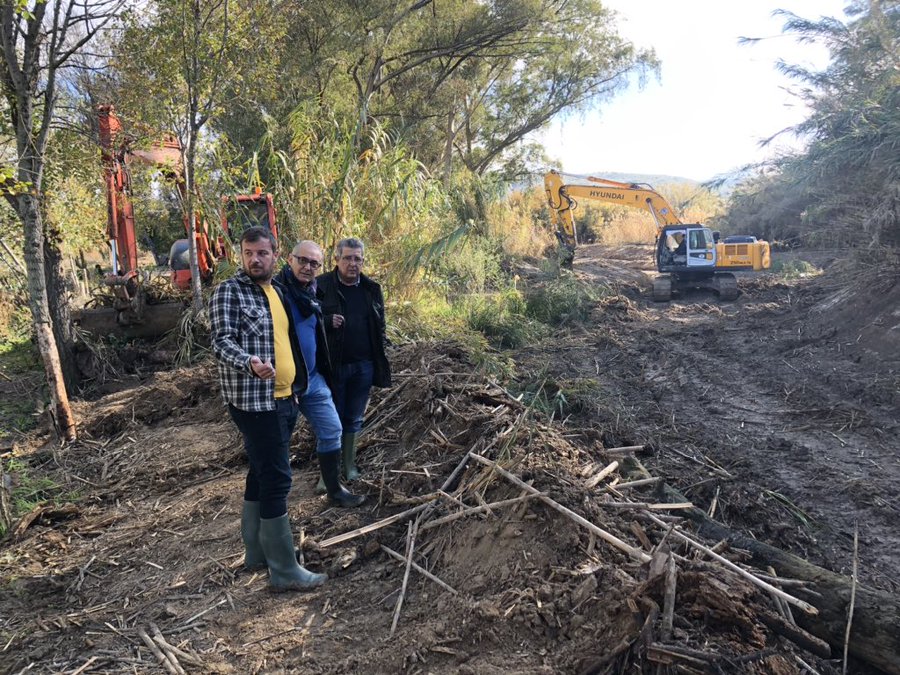 En la limpieza del cauce, el Organismo de cuenca está movilizando 60.000€