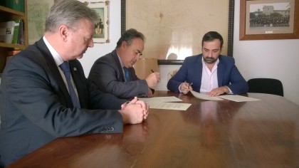 El presidente de la CHG, el alcalde de Cañete de las Torres y el subdelegado del Gobierno en Córdoba