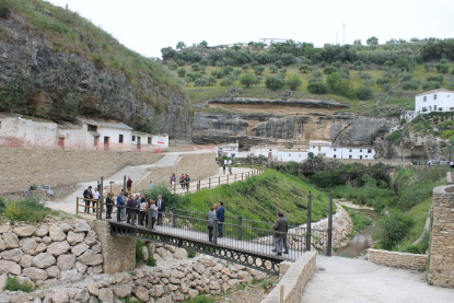 El nuevo paseo permitirá a los visitantes recorrer las riberas del río con total seguridad