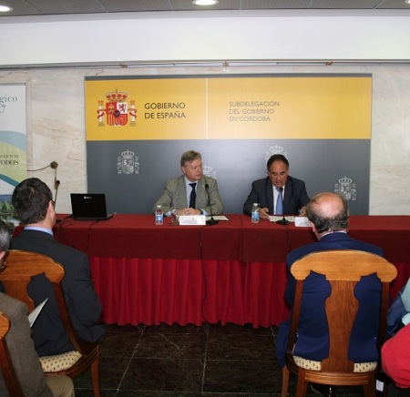 El presidente de la CHG y el subdelegado del Gobierno en Córdoba
