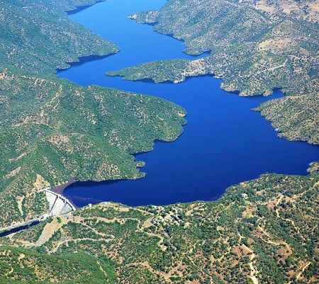 Vista aérea del embalse de Bembézar